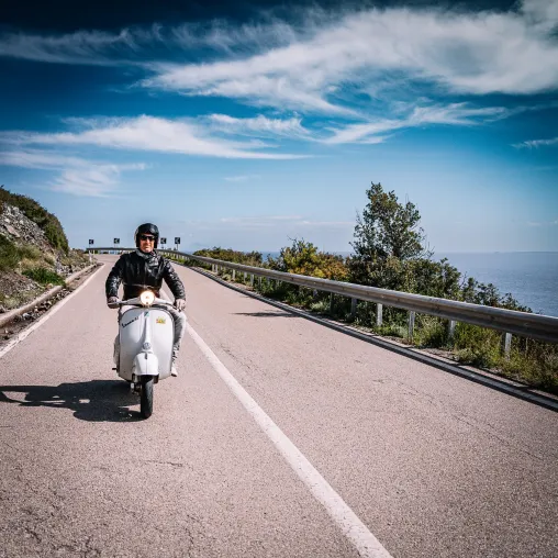 Liebe Vespa, herzlichen Glückwunsch zu deinem 80.! Bild: Liebe Vespa, herzlichen Glückwunsch zu deinem 80.!