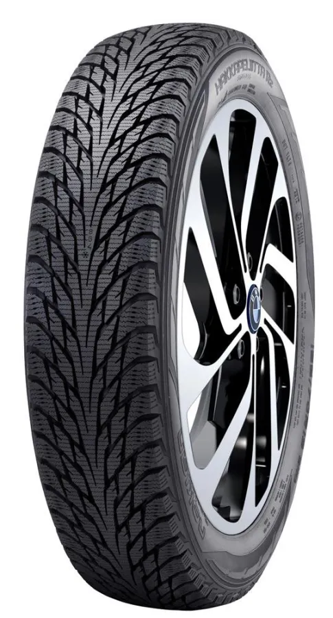 Der neue Nokian Hakkapeliitta R2 Winterreifen für BMWs i3 Elektro-Auto      Foto: Nokian Tyres