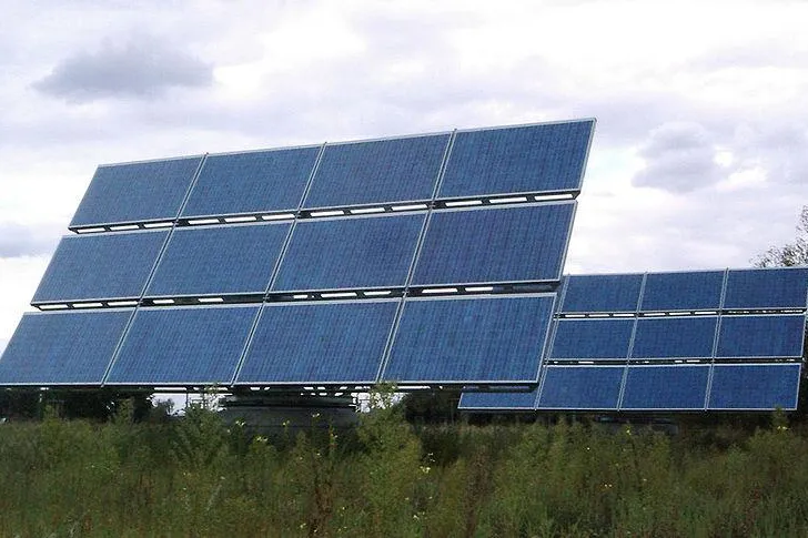 Photovoltaik in Griechenland 2011 - eine Zukunftsinvestition? Bild: Photovoltaik in Griechenland 2011 - eine Zukunftsinvestition?