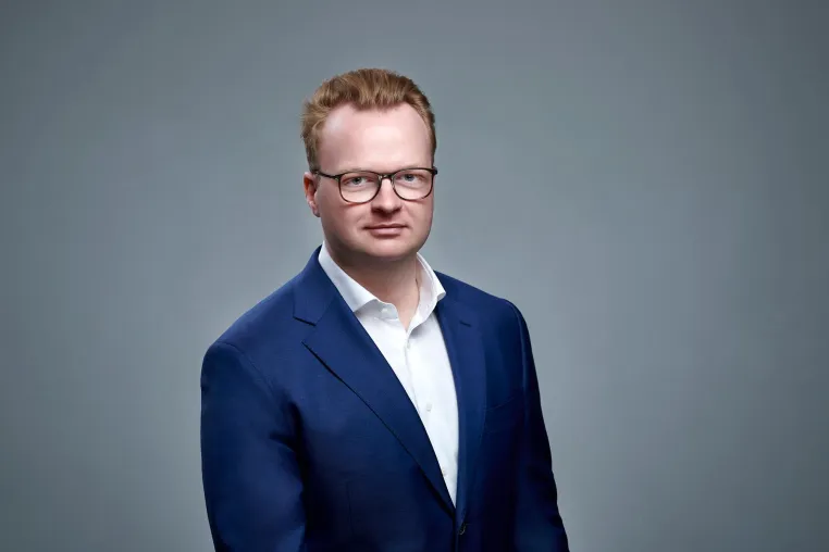 David Gramzow unterstützt Immobilienkäufer während der Corona-Krise mit Vorab-Finanzierungscheck Bild: David Gramzow unterstützt Immobilienkäufer während der Corona-Krise mit Vorab-Finanzierungscheck