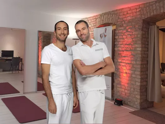 Bild: Alternative Schmerztherapiepraxis erweitert ihre Leistungen: Osteopathie mit Ergänzungen