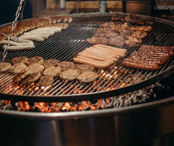 Qualitätsmetzgerei Alber - Grillwürstl für den perfekten Grillabend Bild: Qualitätsmetzgerei Alber - Grillwürstl für den perfekten Grillabend