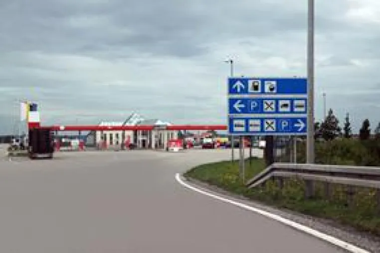 Autobahnraststätten und Autohöfe Bild: Autobahnraststätten und Autohöfe