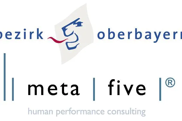 Bild: Bezirk Oberbayern startet das Führungskräfte-Feedback 2014 mit meta | five