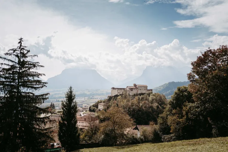 Garda Trentino abseits des Gardasees: Drei Herbstwanderungen im Comano Bild: Garda Trentino abseits des Gardasees: Drei Herbstwanderungen im Comano