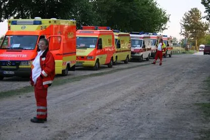 Einheit in Bad Doberan in Bereitschaft. ASB im Großeinsatz zu Konzert-Kundgebung "Stimmen gegen Armut" Bild: Einheit in Bad Doberan in Bereitschaft. ASB im Großeinsatz zu Konzert-Kundgebung "Stimmen gegen Armut"