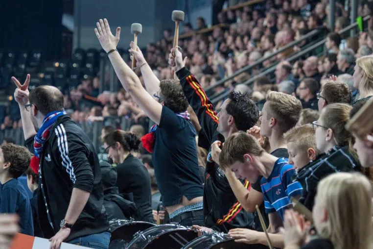 Handball-Bundesliga: HC Erlangen siegt in Saarlouis Bild: Handball-Bundesliga: HC Erlangen siegt in Saarlouis