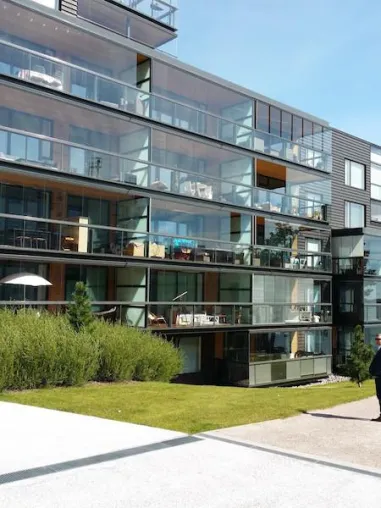 Balkonverglasungen nach Maß – für Neubau und Sanierungsobjekte Bild: Balkonverglasungen nach Maß – für Neubau und Sanierungsobjekte