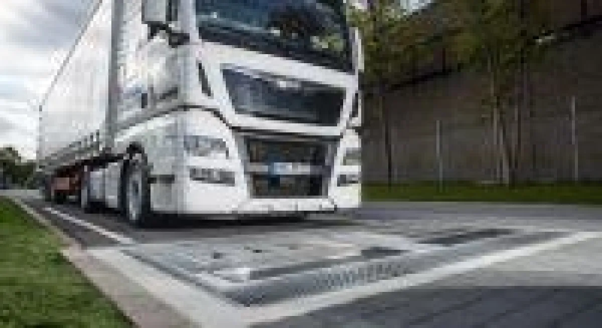 Der Drive-Over-Reader ist eine überfahrbare Messplatte mit spezieller Sensorik. Bild: Goodyear