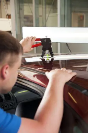 Bild: Erster deutscher Smart-Repair-Tag bei IbF-Halle
