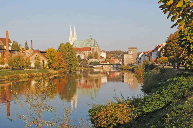 Genussradeln im Grenzland: Die schönsten Herbsttouren zwischen Görlitz und Lausitz Bild: Genussradeln im Grenzland: Die schönsten Herbsttouren zwischen Görlitz und Lausitz
