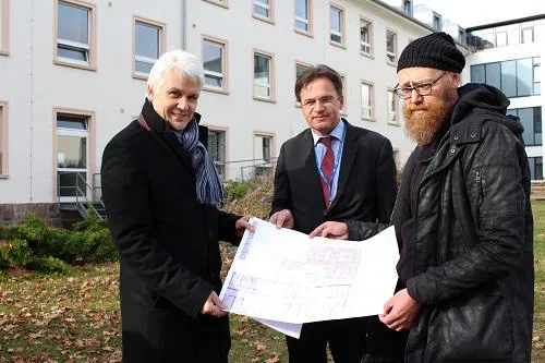 Bild: Erster Spatenstich zum Um- und Anbau der Psychiatrischen Intensivstation