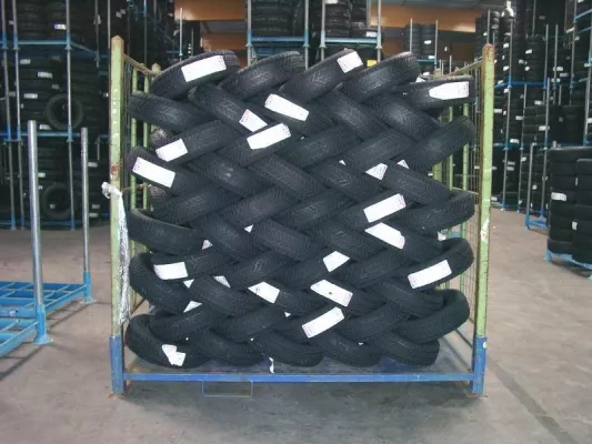 Engpässe bei Winterreifen zu befürchten Bild: Engpässe bei Winterreifen zu befürchten