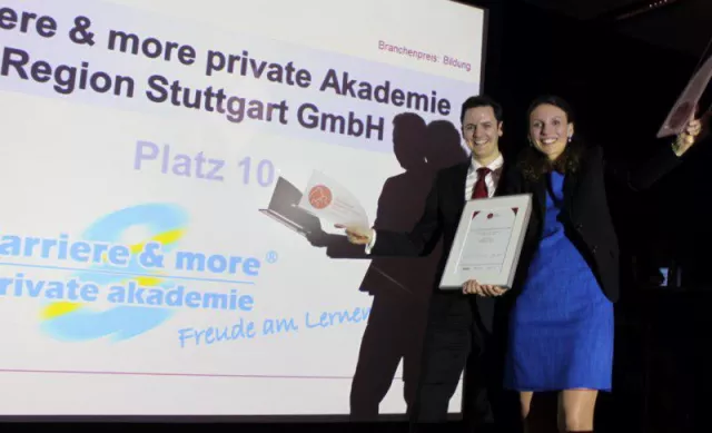 Bild: Betriebswirt (IHK) bei Deutschlands kundenorientiertesten Dienstleistern - carriere & more