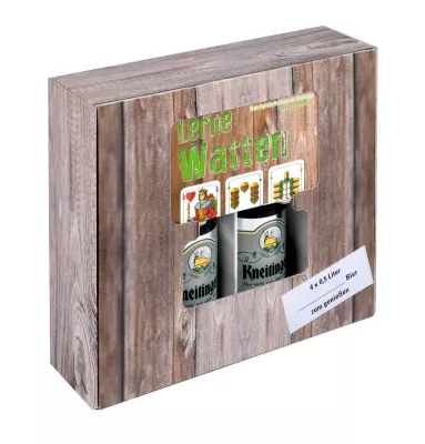 Das neue Geschenk rund ums Bier in Bayern: Erich Rohrmayer präsentiert das Set „Watten & Bier“ Bild: Das neue Geschenk rund ums Bier in Bayern: Erich Rohrmayer präsentiert das Set „Watten & Bier“
