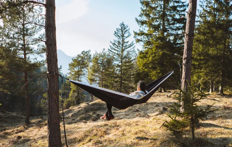 HÄNG Outdoors macht die Black Weeks zur Spendenaktion Bild: HÄNG Outdoors macht die Black Weeks zur Spendenaktion