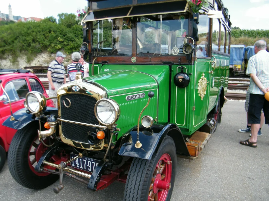 Ältester Bus von 1923 (© Roland Groß)