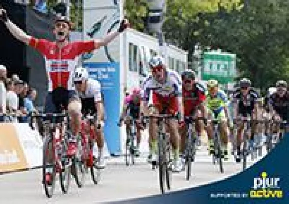 Bild: Vattenfall Cyclassics: 22.000 Radler ohne wunde Stellen