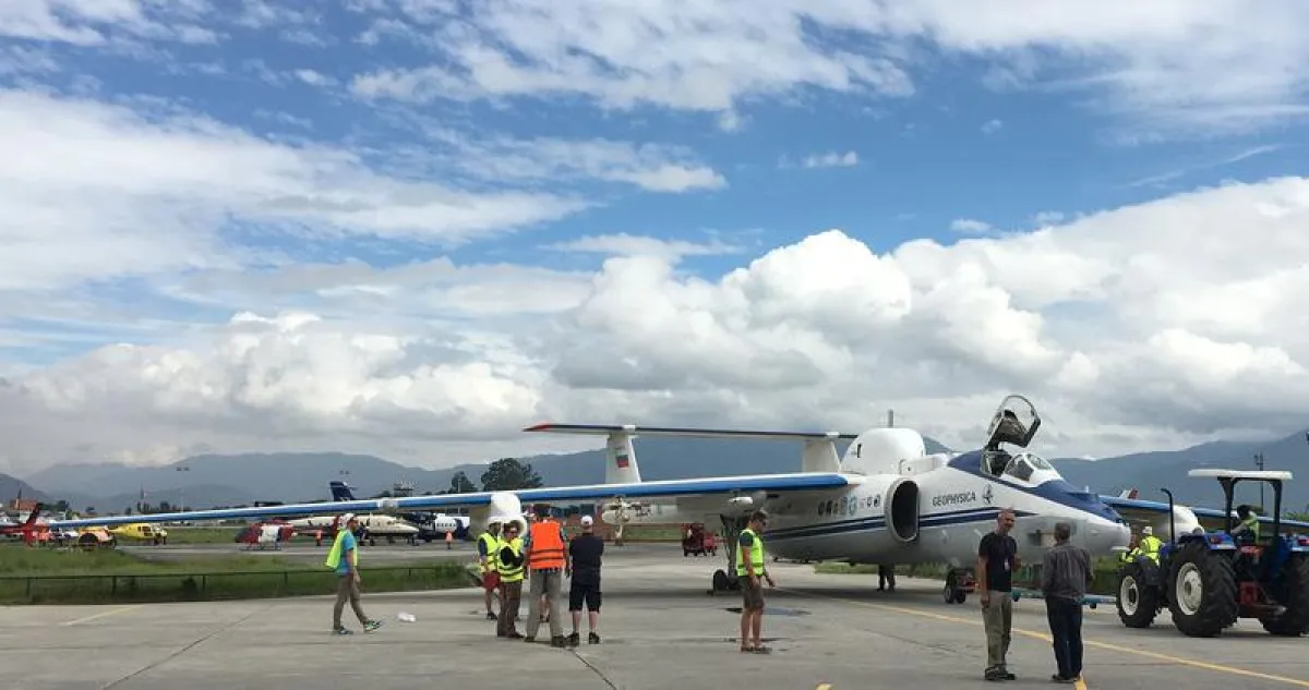 Mit dem Höhenflugzeug Geophysica geht es für das Forscherteam in die „obersten Stockwerke“ des Monsuns  ( (Foto: Christof Piesch, KIT))