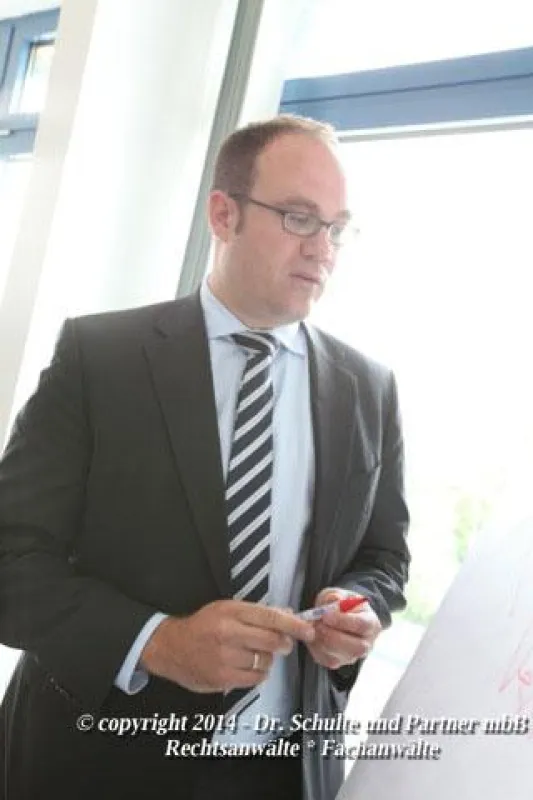 Rechtsanwalt Kim Oliver Klevenhagen, Fachanwalt für Bank- und Kapitalmarktrecht