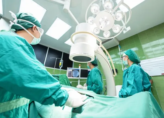 Bild: Welche Rolle spielt das Thema KI in der Wirbelsäulenchirurgie - aktuell und in der Zukunft?