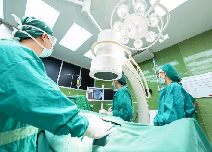 Bild: Welche Rolle spielt das Thema KI in der Wirbelsäulenchirurgie - aktuell und in der Zukunft?