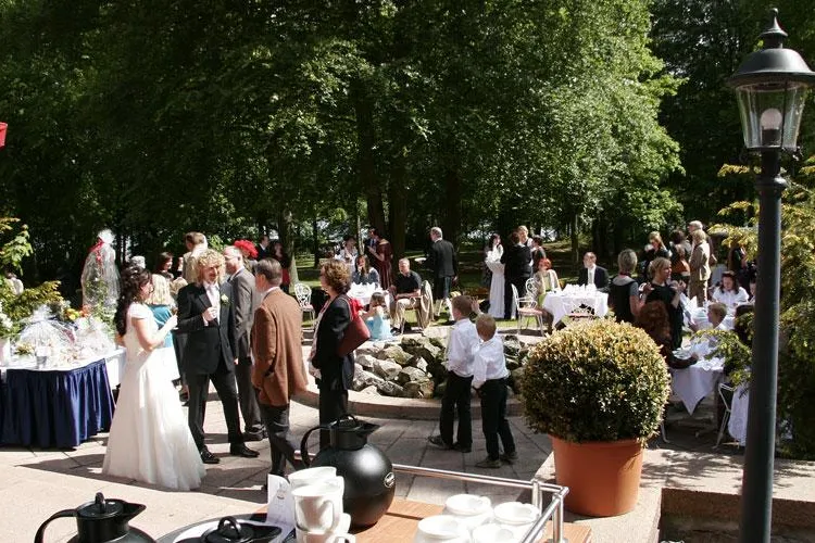 Hotel Döllnsee-Schorfheide - Heiraten leicht gemacht Bild: Hotel Döllnsee-Schorfheide - Heiraten leicht gemacht