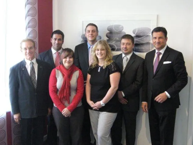 Bild: VHG VERBRAUCHERSERVICE STELLT MIT PERRY HEINZ DIE WEICHEN NEU