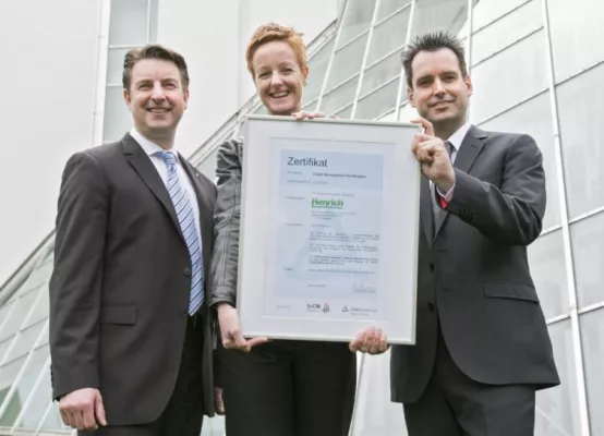 Bild: TÜV Rheinland zertifiziert: Credit Management der Henrich Baustoffzentrum GmbH & Co. KG