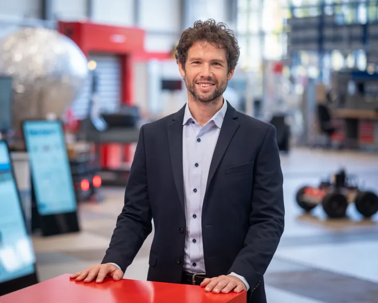 Julian Ferchow ist neuer Professor und Geschäftsführer am BIBA Bild: Julian Ferchow ist neuer Professor und Geschäftsführer am BIBA
