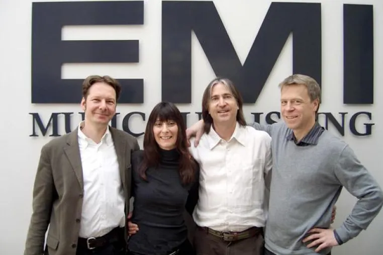Starkes Team: EMI Production Music kooperiert mit DNA MUSIK und US-Library X-RAY DOG Bild: Starkes Team: EMI Production Music kooperiert mit DNA MUSIK und US-Library X-RAY DOG