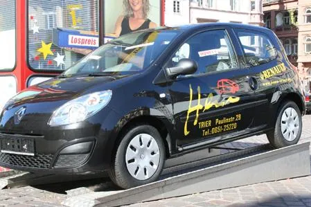 Bild: Glückszahl 1010 - Wem gehört der Twingo?