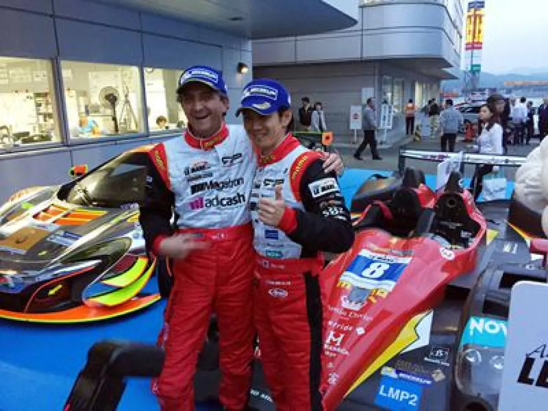 Sieger des 2h Rennen in Fuji (JP) Ex F1 Fahrer Shinji Nakano und Niki Leutwiler (CH)