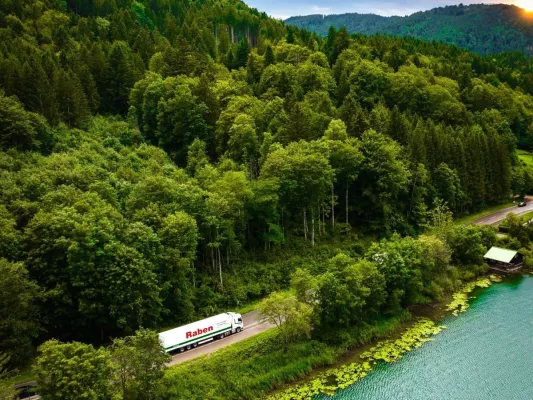 Bild: Erfolgreiches Beyond Nachhaltigkeitsevent der Raben Group in Herborn