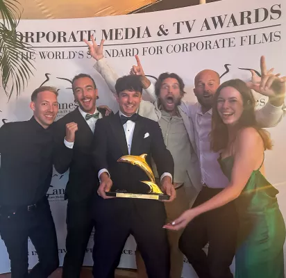 Bild: About People gewinnt Gold und Black bei den Corporate Media & TV Awards in Cannes