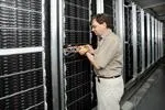 Bild: Green-Cube - ein neues umweltfreundliches Höchstleistungs-Computerzentrum