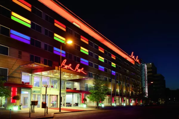 Bild: Hotel Berlin, Berlin: 'Pride Week' Special zur buntesten Woche des Jahres