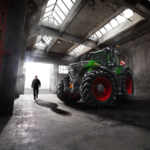 „Ready for more.“ – Münchner Agentur SHOT ONE BRAND COMMUNICATION launcht den neuen Fendt 900 Vario. Bild: „Ready for more.“ – Münchner Agentur SHOT ONE BRAND COMMUNICATION launcht den neuen Fendt 900 Vario.