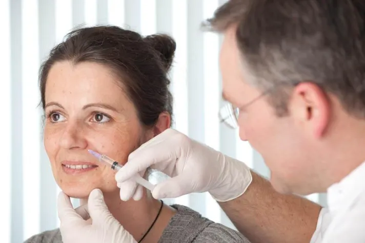 Bild: Aktion zum Weltnichtrauchertag: Rauchentwöhnung mit Mesotherapie zum halben Preis