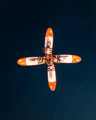 Bild: Übers Wasser gleiten: Zum Stand-Up-Paddling in den Kvarner Golf