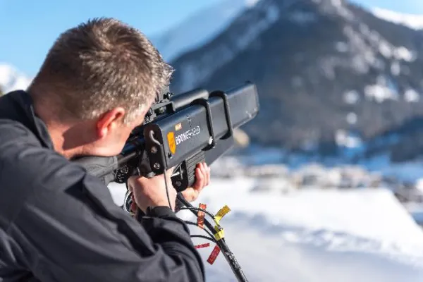 Bild: Kantonspolizei Graubünden setzt DroneGun für die Sicherheit am WEF ein