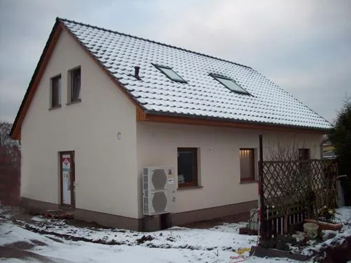 Bild: Clevere Lösung für kleine Grundstücke | Bungalow-Besichtigung in Berlin-Pankow