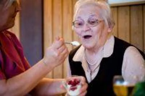 Bild: Avantgarde-Küche im Pflegeheim: Broccolischaum bringt Freude am Essen zurück