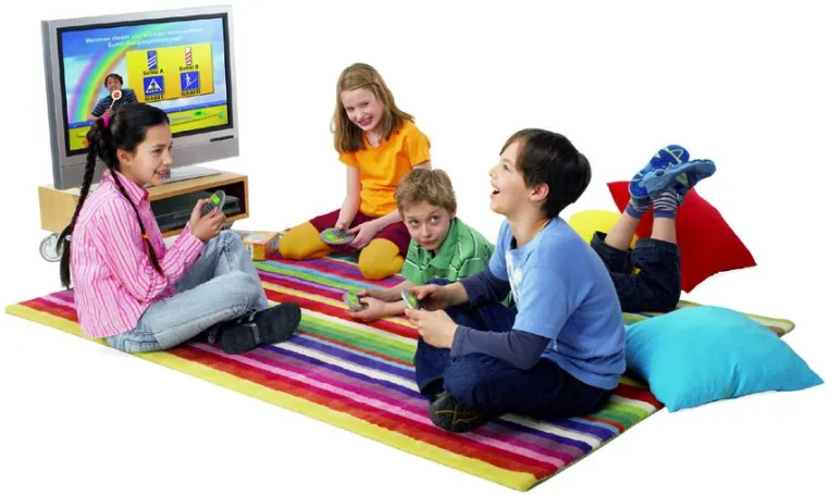 Bild: Noris Spiele bringt die interaktive Gameshow ins Kinderzimmer