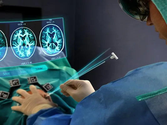 Bild: UID gewinnt mit Augmented-Reality-App für Gehirnchirurgen einen UX Design Award 2020