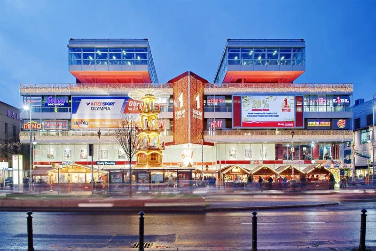 Weihnachten im Forum Steglitz in der Schloßstraße 1 in Berlin-Steglitz, Foto: Michael Reinhardt