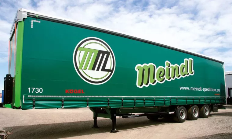 Bild: Spedition MEINDL übernimmt bereits den siebzehnten höhenoptimierten Kögel Mega