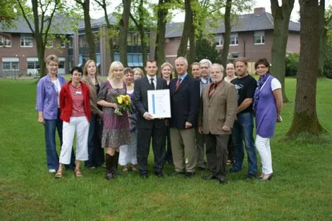 Zertifikatsübergabe beim Ev. Krankenhausverein - Zusätzlichen Ernährungsqualitätsstandard eingeführt Bild: Zertifikatsübergabe beim Ev. Krankenhausverein - Zusätzlichen Ernährungsqualitätsstandard eingeführt
