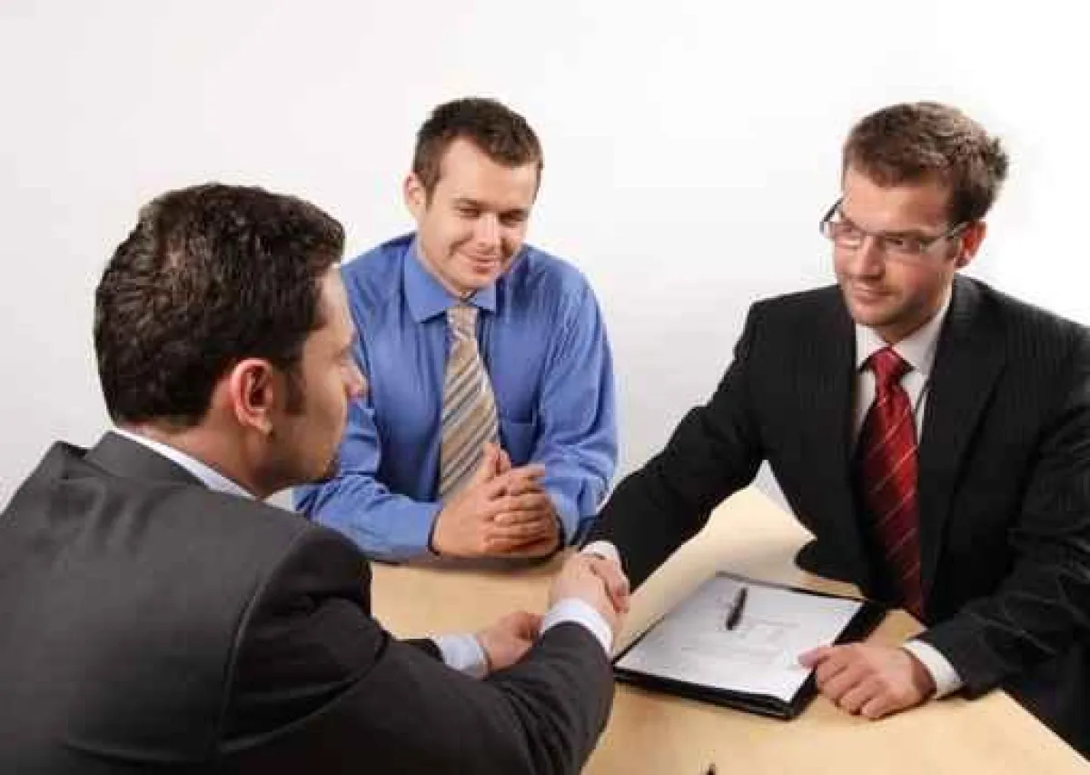 Beratung auf dem Digital Signage Expertenstand