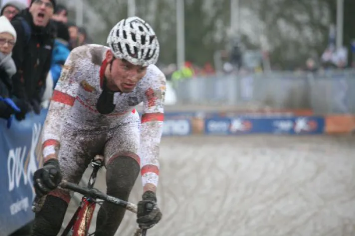 Mathieu Van der Poel zelebriert die Festtage in Heusden Zolder Bild: Mathieu Van der Poel zelebriert die Festtage in Heusden Zolder